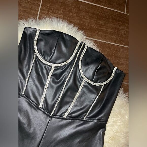 Hot & Delicious black faux leather bustier jumpsuit sz Large - Picture 3 of 9